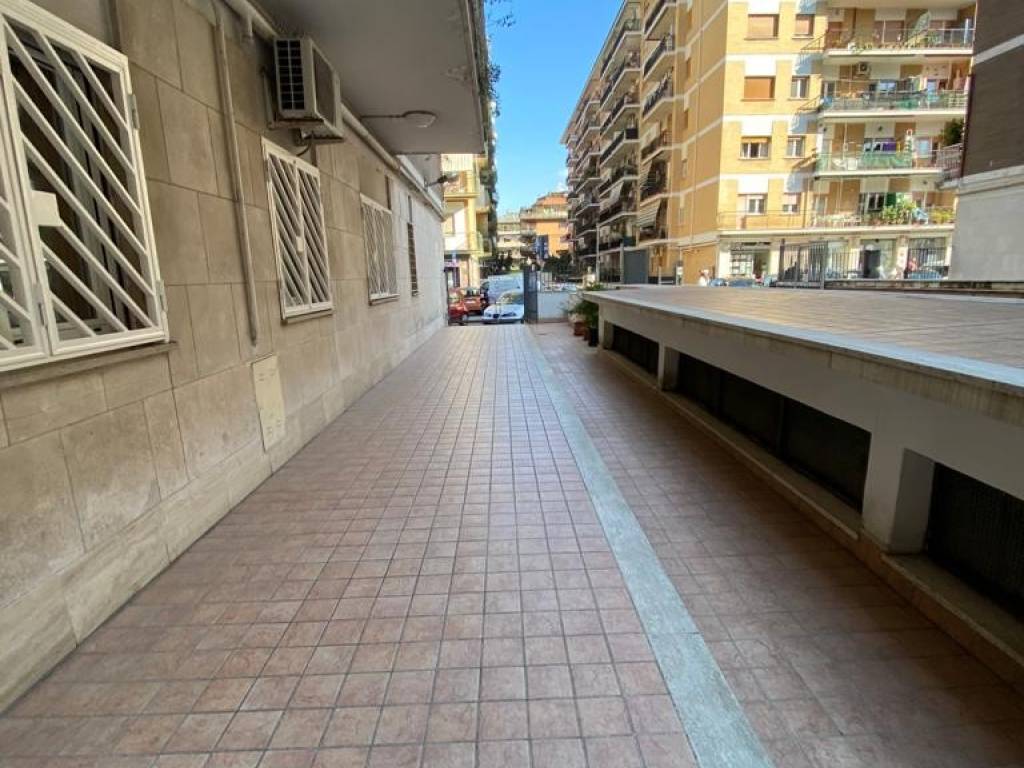 appartamento in vendita a Roma in zona Monte Sacro/Talenti