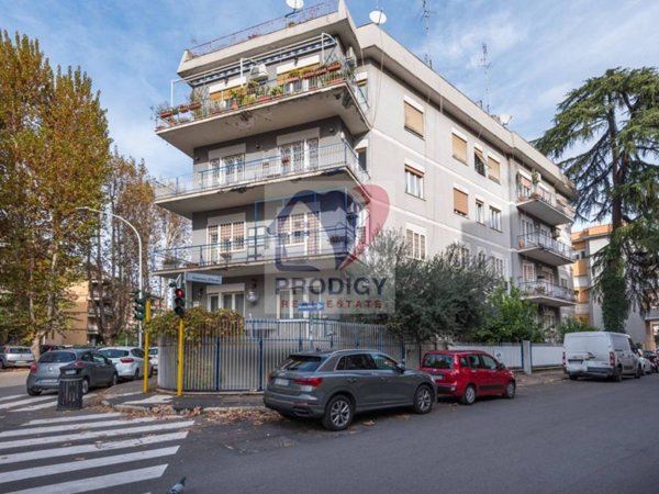 appartamento in vendita a Roma in zona Monte Sacro/Talenti