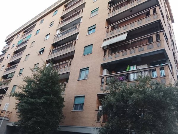 appartamento in vendita a Roma in zona Ostiense