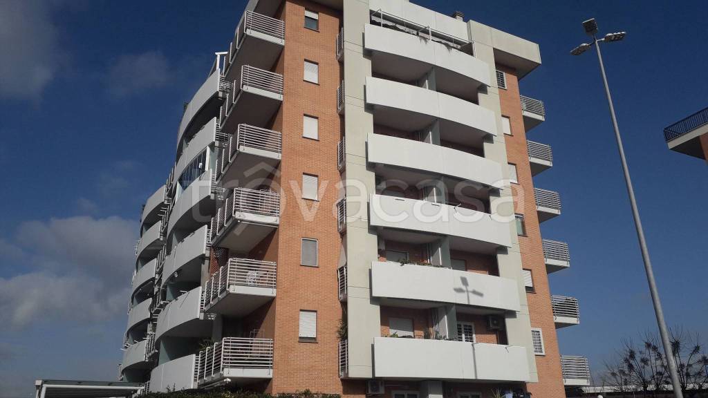 appartamento in vendita a Roma in zona Ponte di Nona