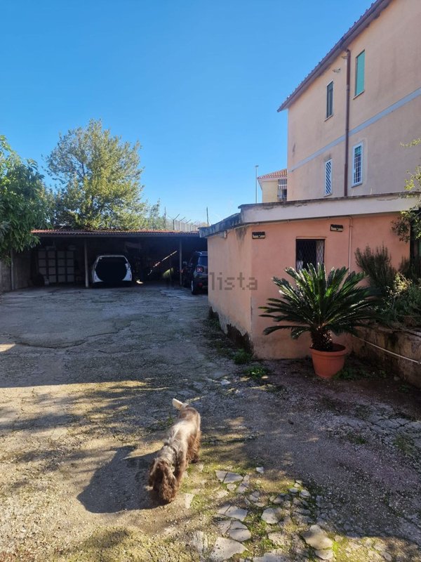 appartamento in vendita a Roma in zona Ponte Mammolo