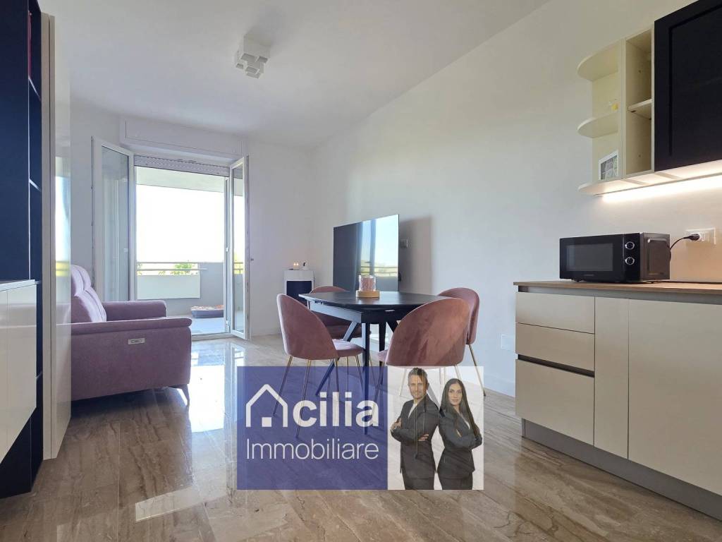 appartamento in vendita a Roma in zona Acilia