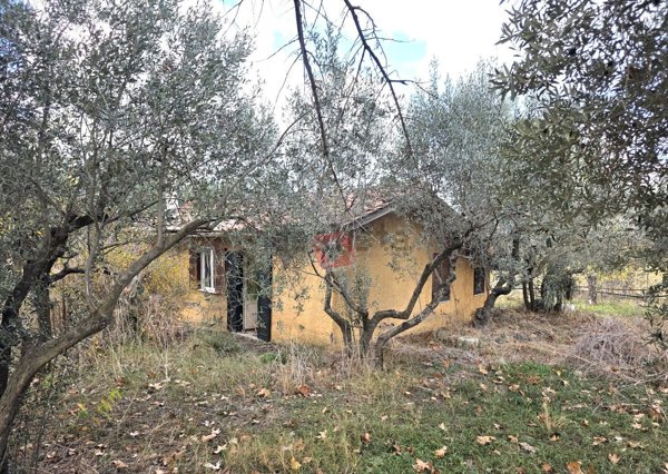 villa in vendita a Roma in zona Finocchio