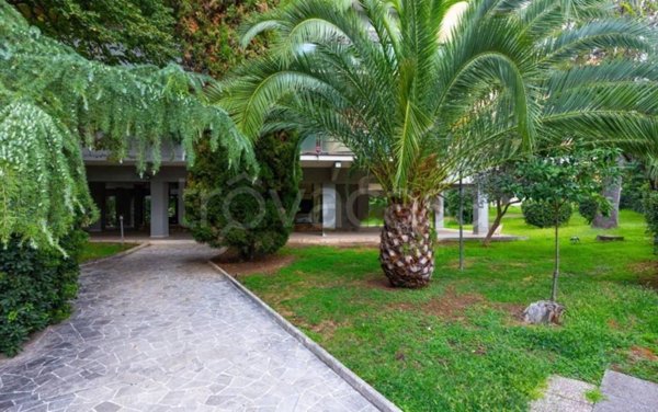 appartamento in vendita a Roma in zona EUR