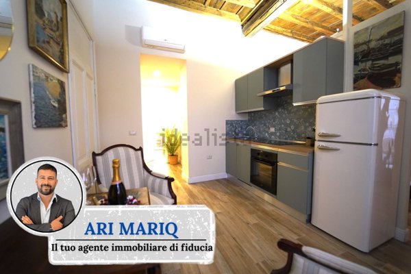 appartamento in vendita a Roma in zona Rione Monti/Campitelli