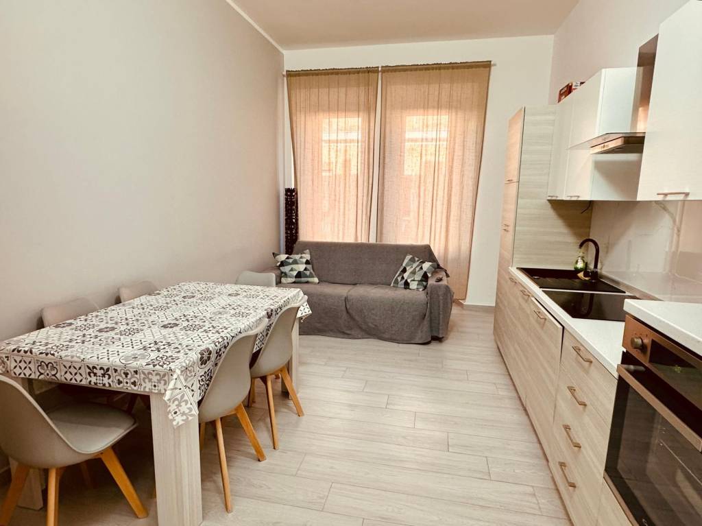 appartamento in vendita a Roma in zona Cinecittà