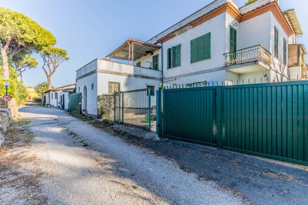 appartamento in vendita a Roma in zona Tor Vergata/Torrenova