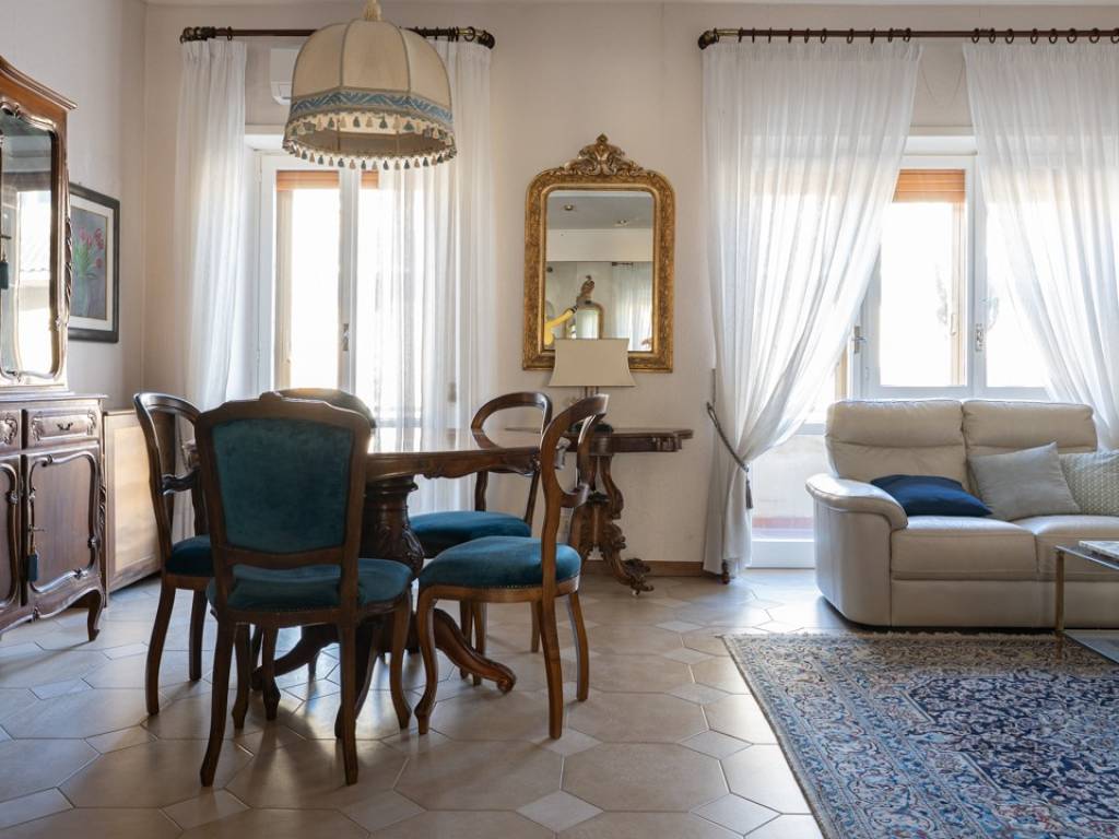 appartamento in vendita a Roma in zona Ostia