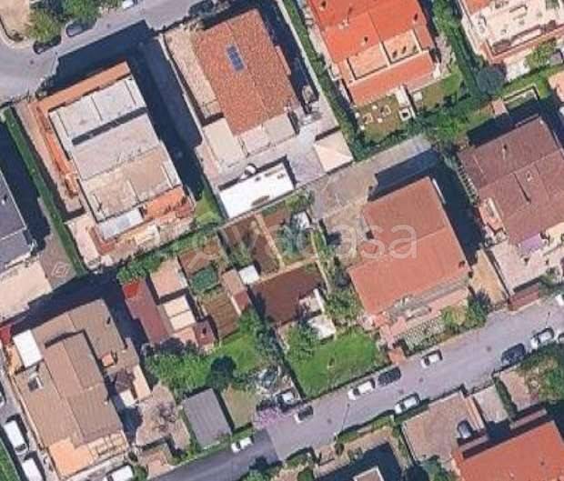 appartamento in vendita a Roma in zona Finocchio