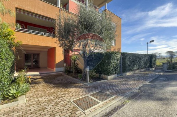 appartamento in vendita a Roma in zona Ponte di Nona