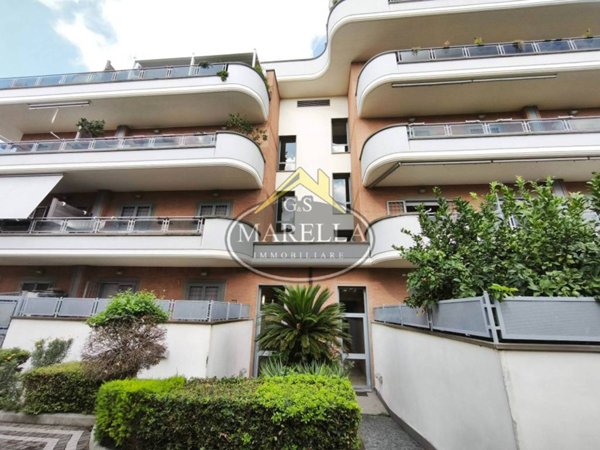 appartamento in vendita a Roma in zona Selva Candida