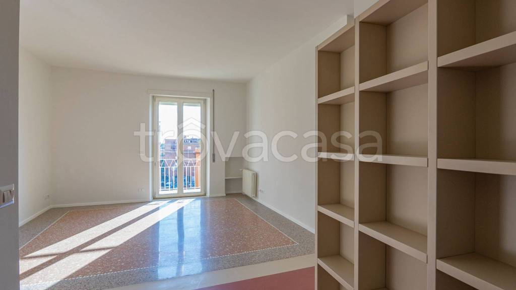 appartamento in vendita a Roma in zona Gianicolense