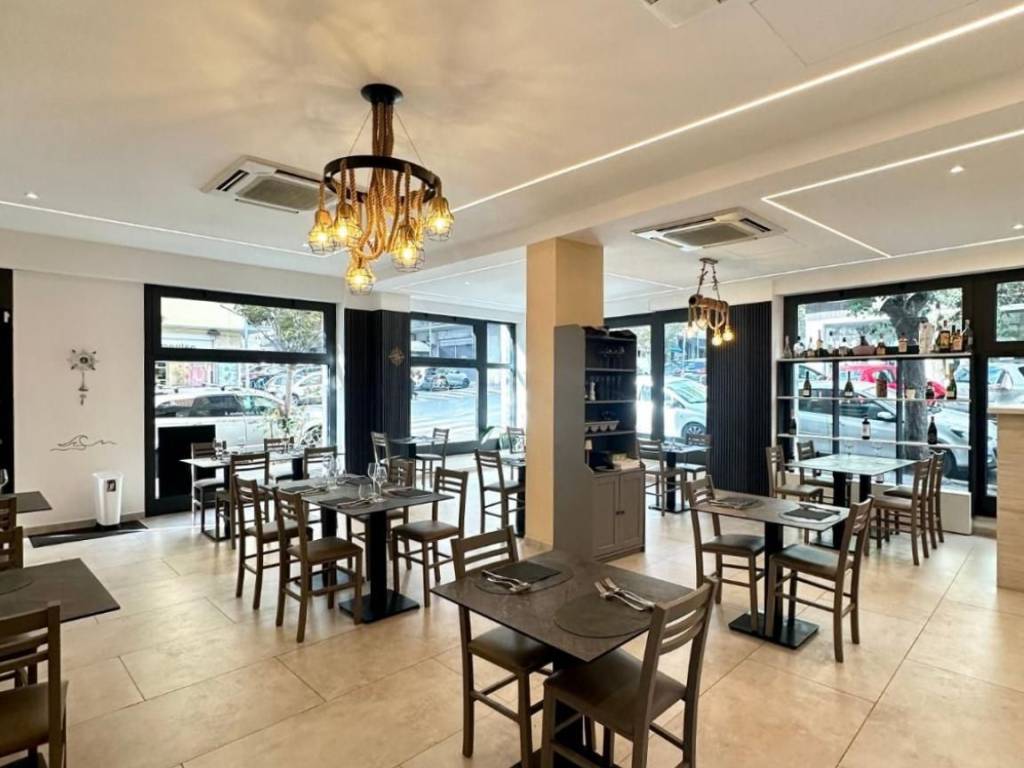 negozio in vendita a Roma in zona Appio Latino