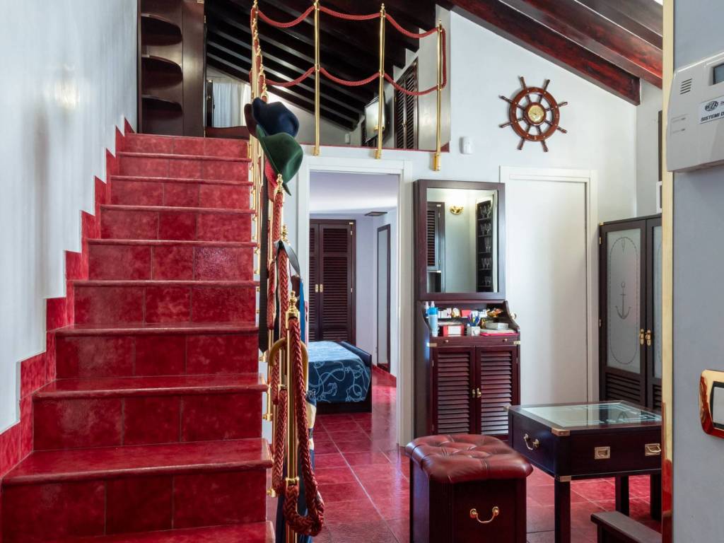 appartamento in vendita a Roma in zona Rione di Ponte