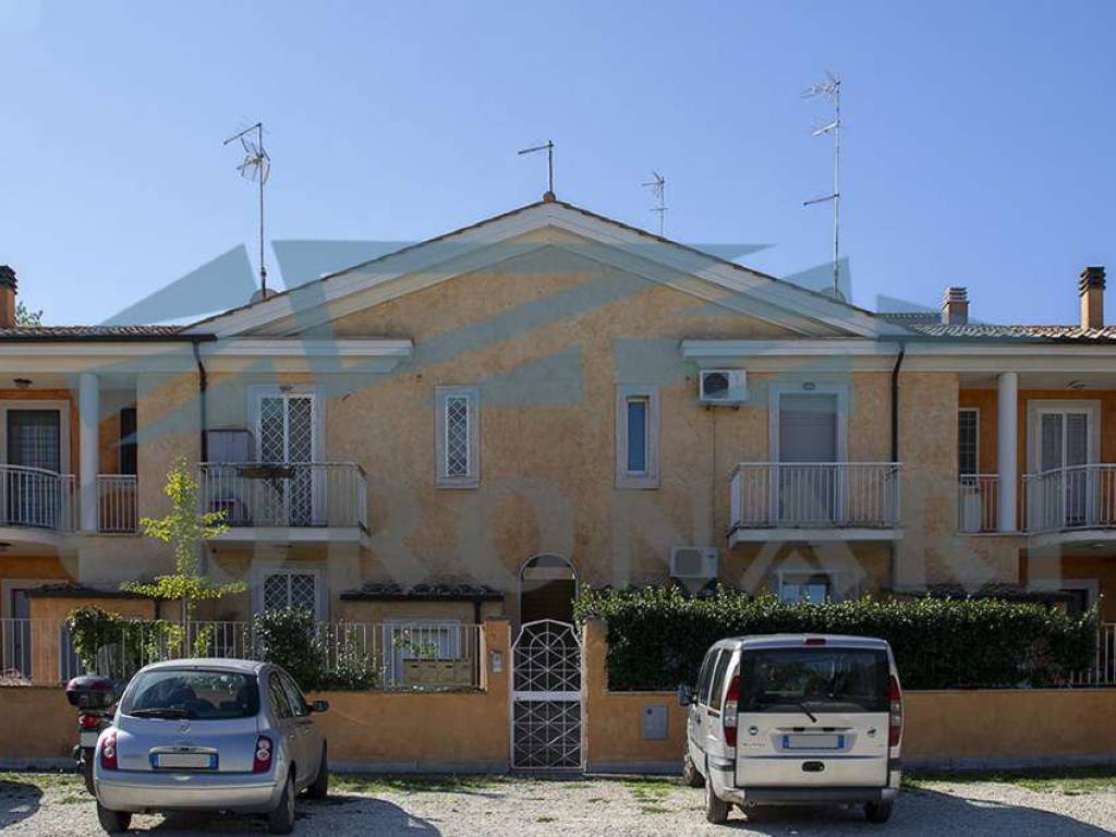 appartamento in vendita a Roma in zona Torrione Cerquetta