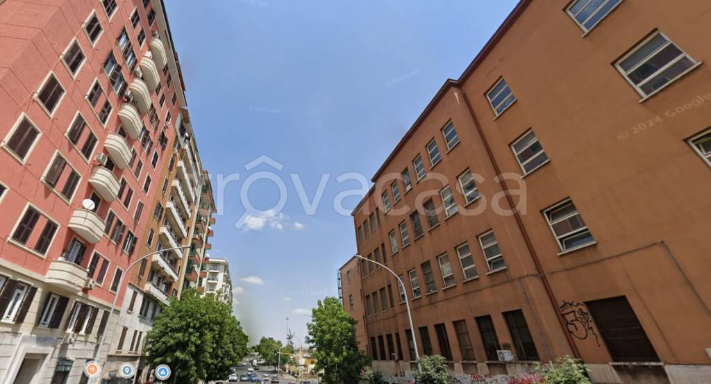 appartamento in vendita a Roma in zona Tuscolano