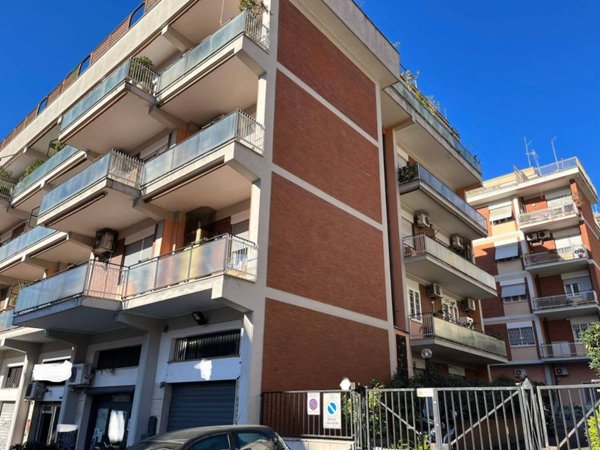 appartamento in vendita a Roma in zona Primavalle