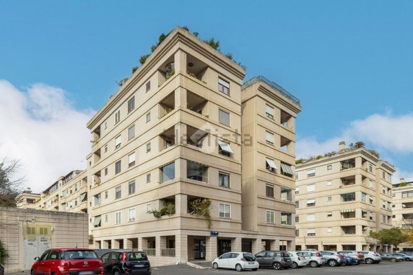 appartamento in vendita a Roma in zona Torrino