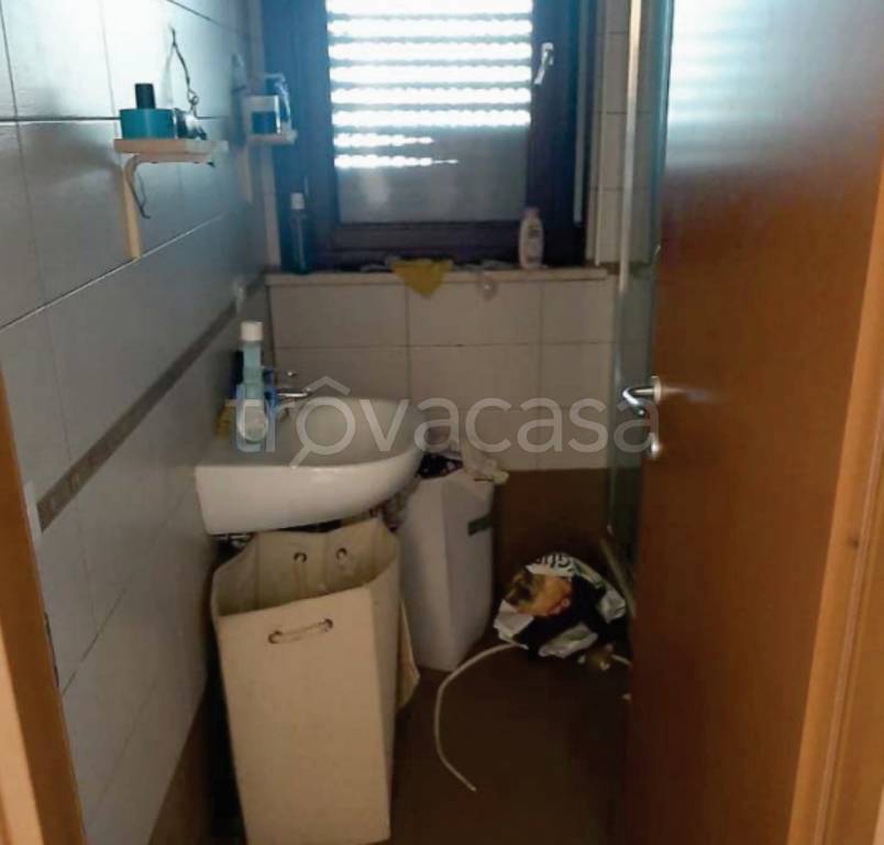 appartamento in vendita a Roma in zona Lunghezza