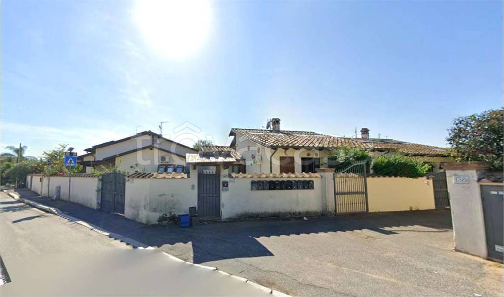 appartamento in vendita a Roma in zona Infernetto