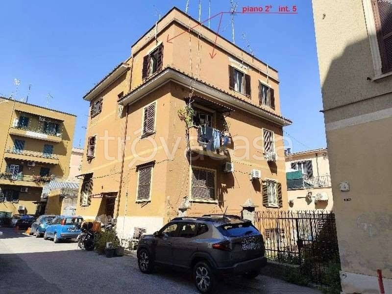 appartamento in vendita a Roma in zona Prenestino-Centocelle