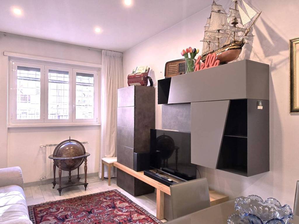 appartamento in vendita a Roma in zona Appio Claudio