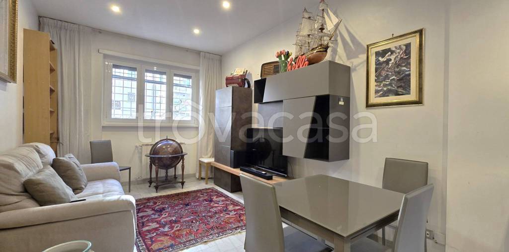appartamento in vendita a Roma in zona Appio Claudio