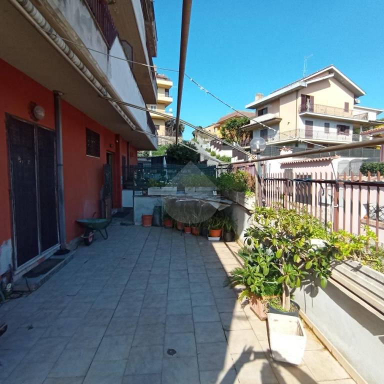 appartamento in vendita a Roma in zona Massimina/Casal Lumbroso