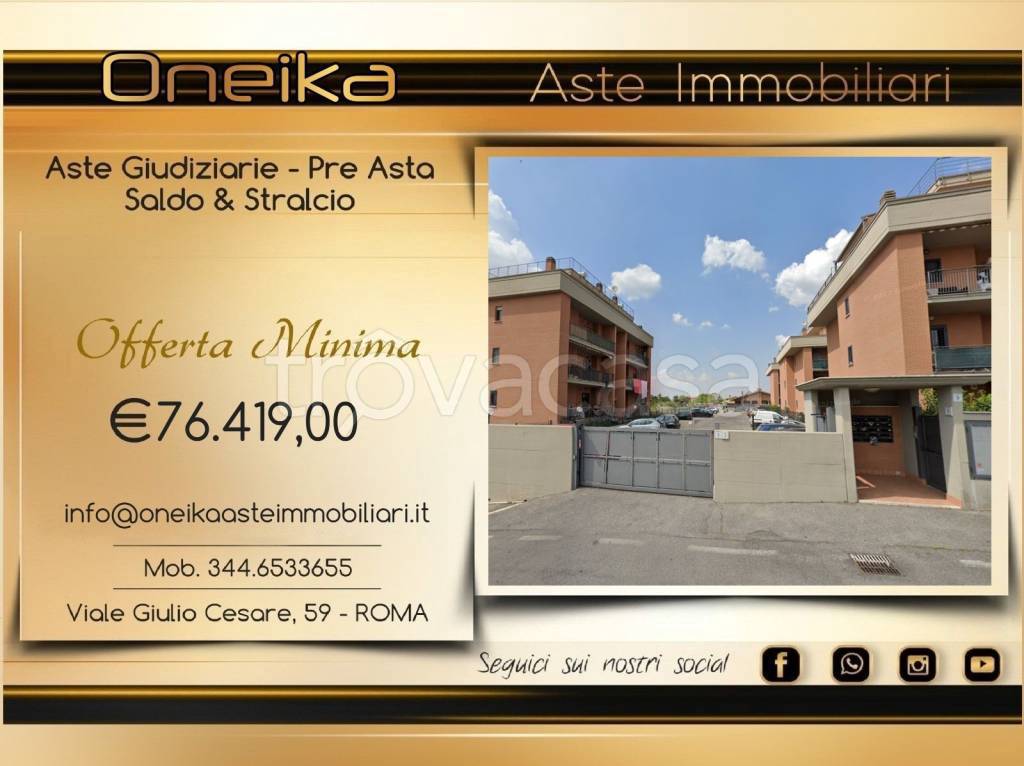 appartamento in vendita a Roma in zona Lunghezza