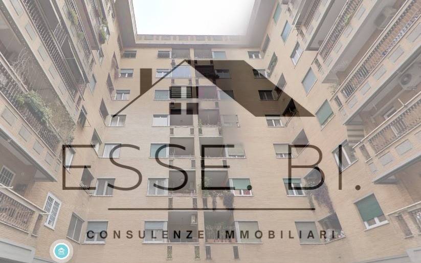 appartamento in vendita a Roma in zona Ostiense