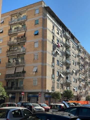 appartamento in vendita a Roma in zona Tiburtino