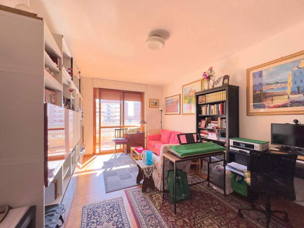 appartamento in vendita a Roma in zona Cinecittà