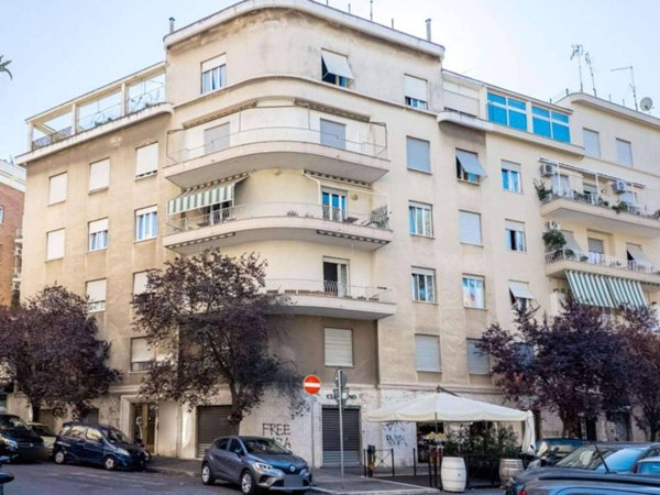 appartamento in vendita a Roma in zona Gianicolense