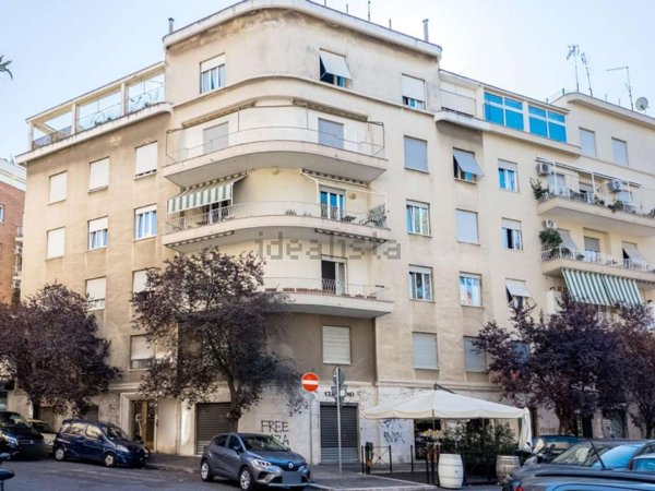 appartamento in vendita a Roma in zona Gianicolense