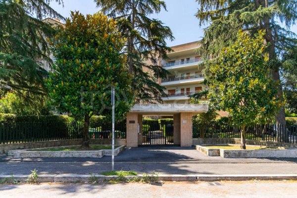 appartamento in vendita a Roma in zona Torrino
