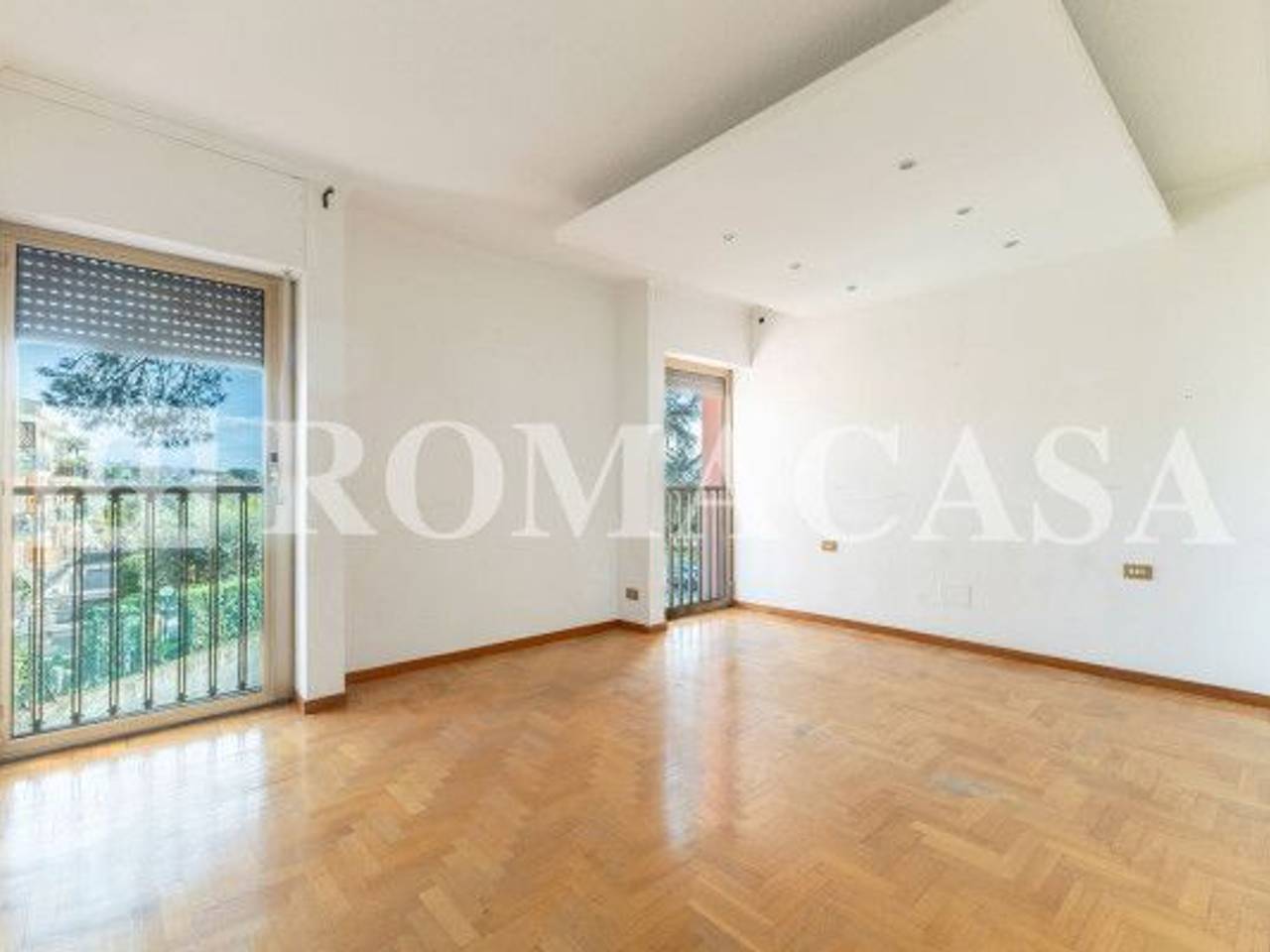 appartamento in vendita a Roma in zona Ardeatino