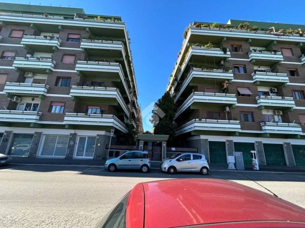 appartamento in vendita a Roma in zona Ostia