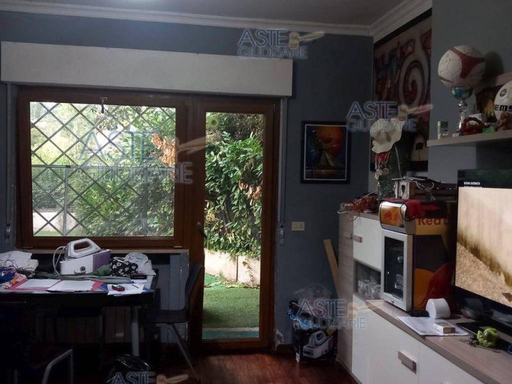 casa indipendente in vendita a Roma in zona Spinaceto