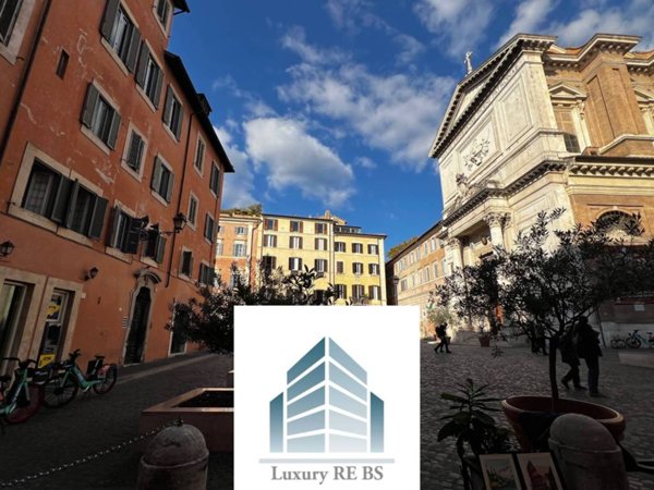 appartamento in vendita a Roma in zona Rione di Ponte