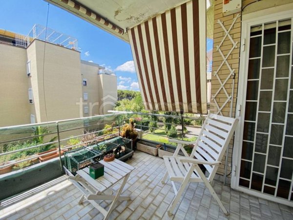 appartamento in vendita a Roma in zona Corviale