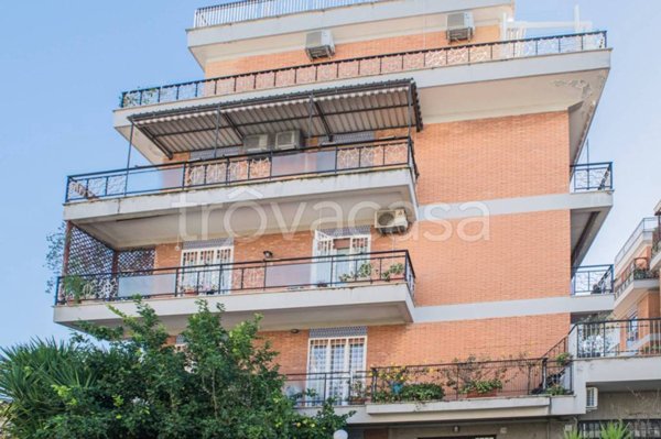 appartamento in vendita a Roma in zona Torrevecchia