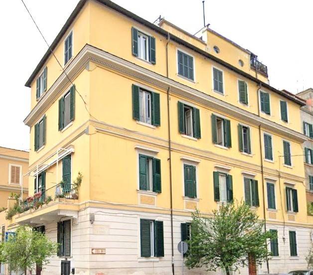 appartamento in vendita a Roma in zona Nomentano