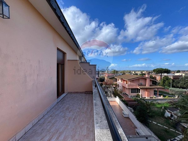 appartamento in vendita a Roma in zona Acilia