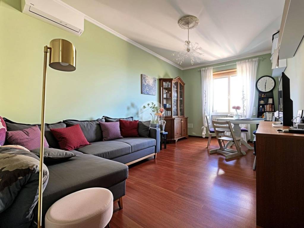 appartamento in vendita a Roma in zona Appio Latino