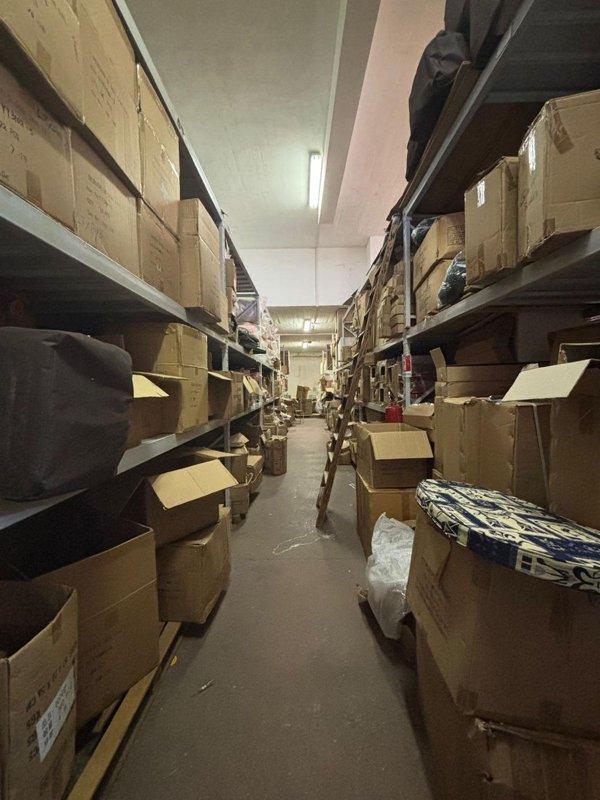 locale commerciale in vendita a Roma