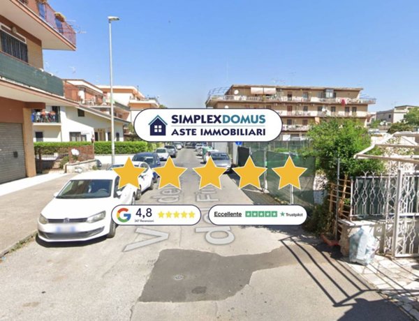 appartamento in vendita a Roma in zona Finocchio