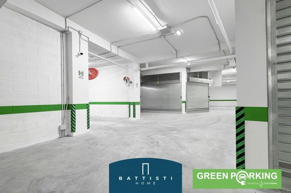 negozio in vendita a Roma in zona Portuense