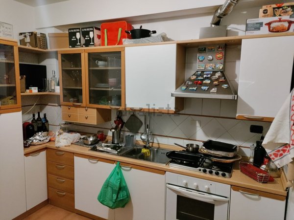 appartamento in vendita a Roma in zona Axa