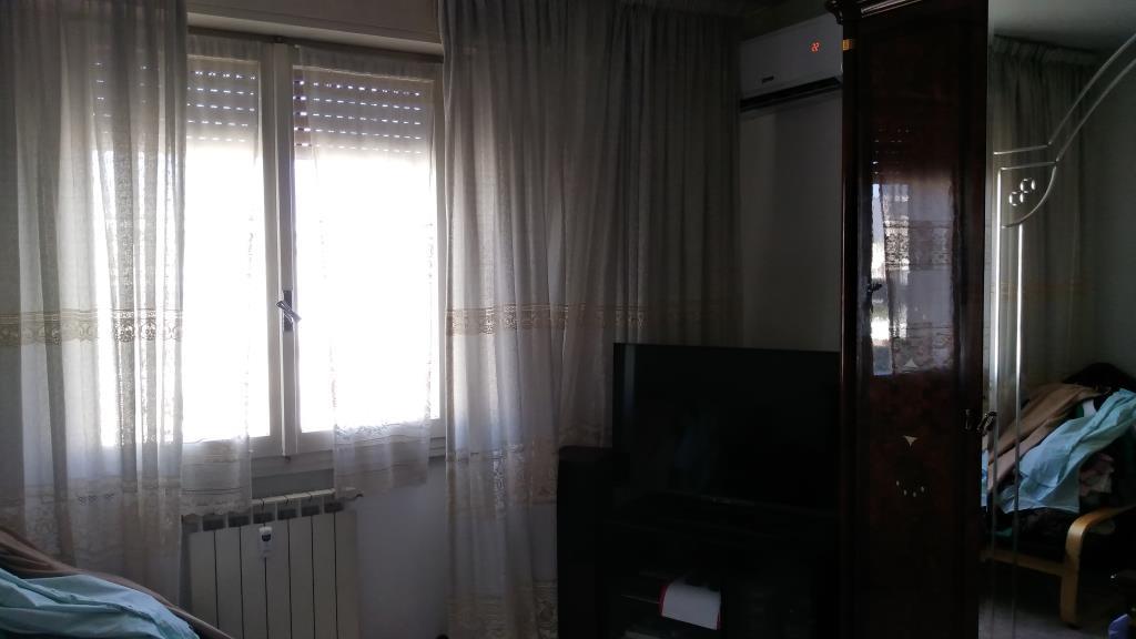 appartamento in vendita a Roma in zona Spinaceto