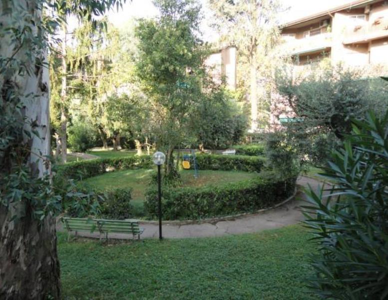 appartamento in vendita a Roma in zona Ostiense